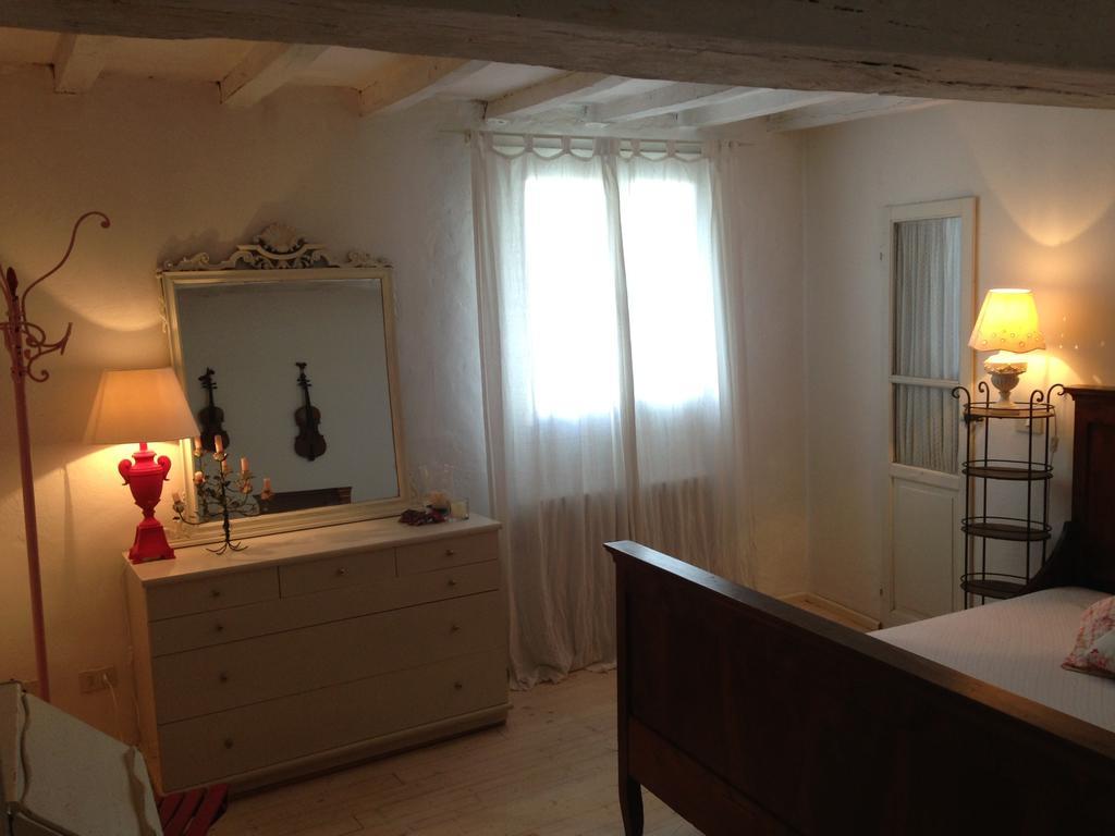B&B Casa Della Musica Vezzano sul Crostolo Kamer foto
