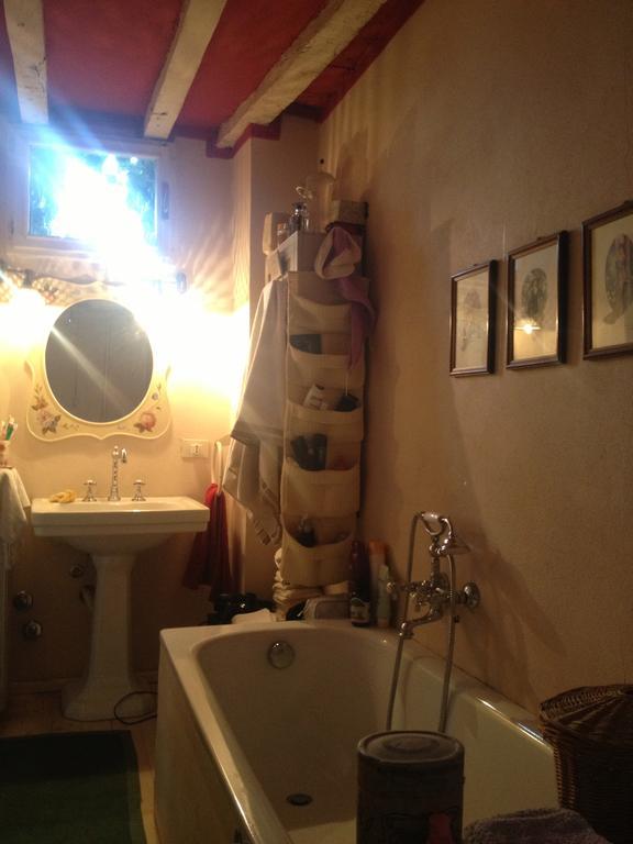B&B Casa Della Musica Vezzano sul Crostolo Kamer foto